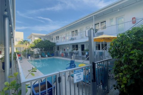 Снять в аренду виллу или дом в Майами-Бич, Флорида 1 спальня, № 1973014 - фото 2