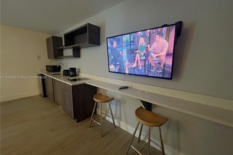 Снять в аренду виллу или дом в Майами-Бич, Флорида 1 спальня, № 1973014 - фото 5