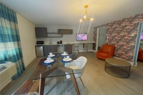 Снять в аренду виллу или дом в Майами-Бич, Флорида 1 спальня, № 1973014 - фото 4