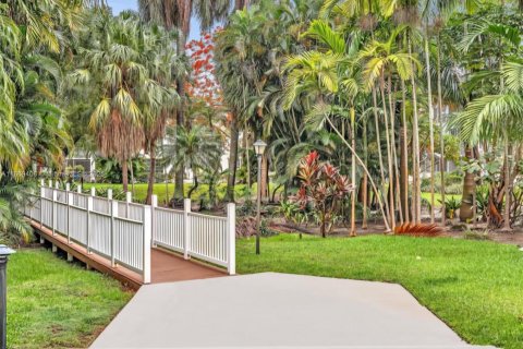 Condo in Fort Lauderdale, Florida, 2 bedrooms  № 1923639 - photo 7