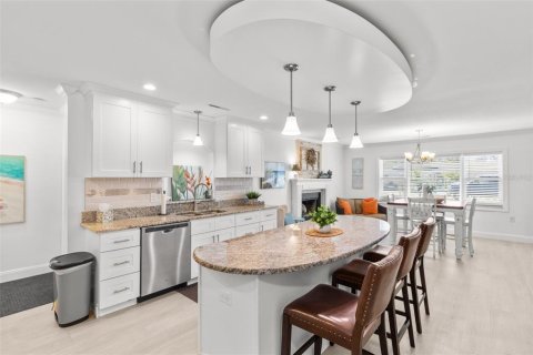 Casa en venta en Largo, Florida, 3 dormitorios, 195.28 m2 № 1718213 - foto 14