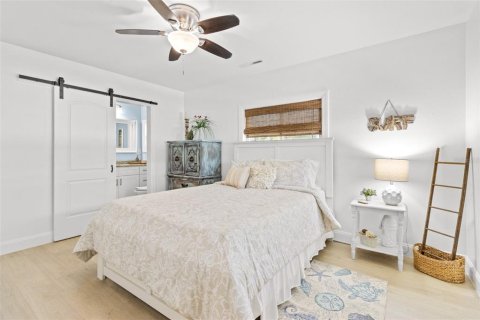 Casa en venta en Largo, Florida, 3 dormitorios, 195.28 m2 № 1718213 - foto 23
