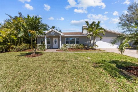 Casa en venta en Largo, Florida, 3 dormitorios, 195.28 m2 № 1718213 - foto 1