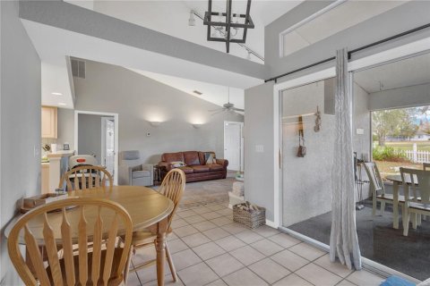 Villa ou maison à vendre à Valrico, Floride: 4 chambres, 191.66 m2 № 2147984 - photo 14
