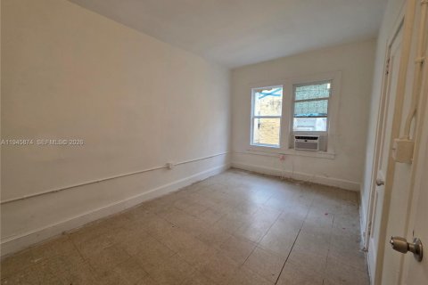 Снять в аренду виллу или дом в Майами, Флорида 1 спальня, 69.68м2, № 2002537 - фото 18