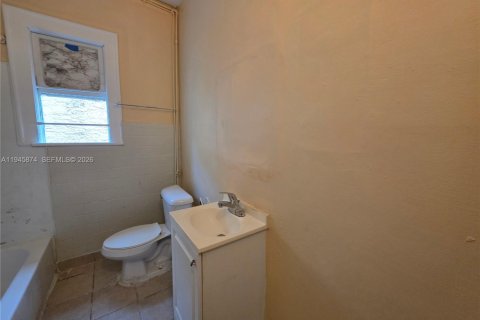 Снять в аренду виллу или дом в Майами, Флорида 1 спальня, 69.68м2, № 2002537 - фото 15