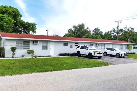 Propiedad comercial en venta en Fort Lauderdale, Florida, 183.95 m2 № 1936554 - foto 1