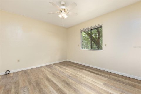 Copropriété à louer à Gainesville, Floride: 2 chambres, 81.2 m2 № 2308567 - photo 11