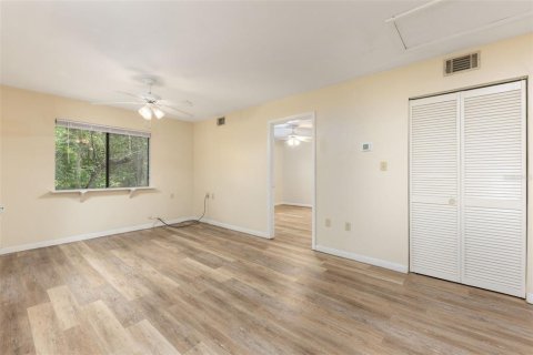 Copropriété à louer à Gainesville, Floride: 2 chambres, 81.2 m2 № 2308567 - photo 9