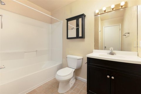 Copropriété à louer à Gainesville, Floride: 2 chambres, 81.2 m2 № 2308567 - photo 13