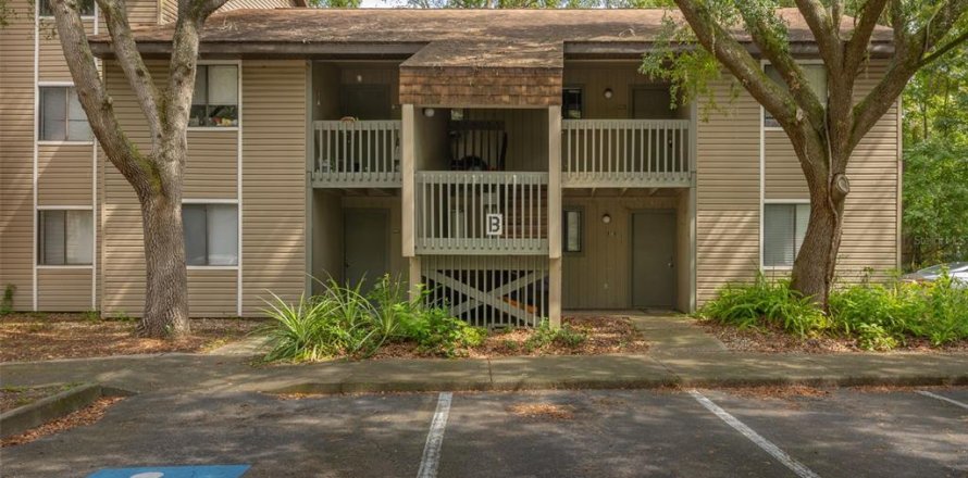 Condo à Gainesville, Floride, 2 chambres  № 2308567