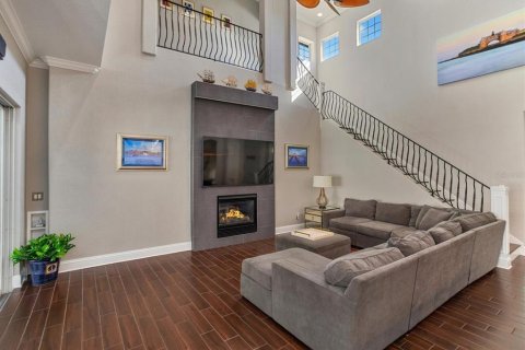 House in Windermere, Florida 6 bedrooms, 361.76 sq.m. № 1888485 - photo 8