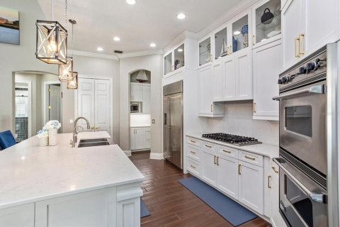 House in Windermere, Florida 6 bedrooms, 361.76 sq.m. № 1888485 - photo 6