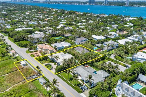 House in Palm Beach, Florida 7 bedrooms, 626.81 sq.m. № 2181423 - photo 11