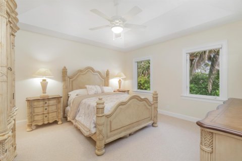 House in Palm Beach, Florida 7 bedrooms, 626.81 sq.m. № 2181423 - photo 30