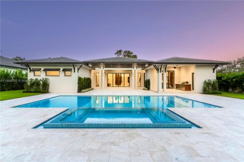 Villa ou maison à vendre à Miami, Floride: 5 chambres, 465.07 m2 № 1949329 - photo 2