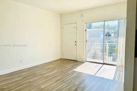 Appartement à louer à North Miami Beach, Floride: 1 chambre № 1997051 - photo 4