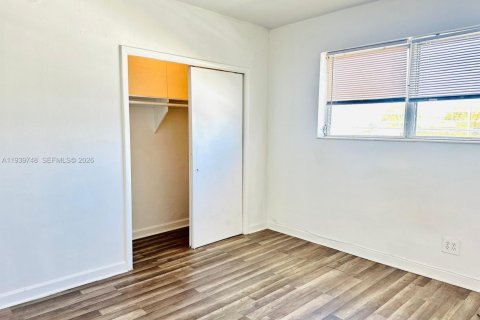 Appartement à louer à North Miami Beach, Floride: 1 chambre № 1997051 - photo 8