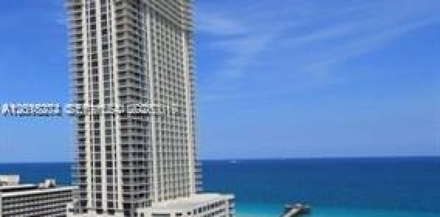 Condominio en Sunny Isles Beach, Florida, 2 dormitorios № 2154482