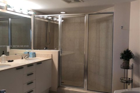 Condominio en alquiler en Sunny Isles Beach, Florida, 2 dormitorios, 148.83 m2 № 2154482 - foto 6