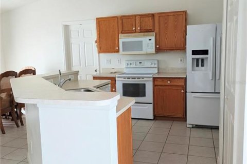 Villa ou maison à vendre à Cocoa, Floride: 3 chambres, 130.43 m2 № 2402998 - photo 5