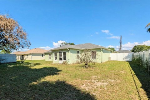 Villa ou maison à vendre à Cocoa, Floride: 3 chambres, 130.43 m2 № 2402998 - photo 18
