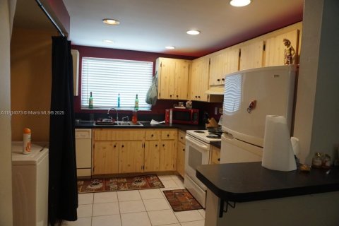 Condo in Davie, Florida, 2 bedrooms  № 1762835 - photo 3