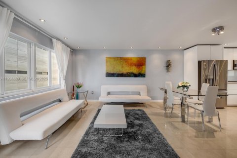 Copropriété à vendre à Miami Beach, Floride: 1 chambre, 61.13 m2 № 1994146 - photo 7