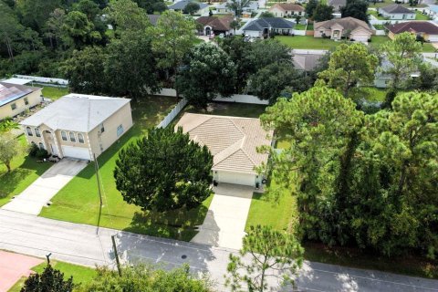 Villa ou maison à vendre à Palm Coast, Floride: 3 chambres, 152.08 m2 № 2352415 - photo 2