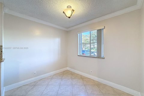 Copropriété à louer à Coral Springs, Floride: 2 chambres, 78.97 m2 № 2000097 - photo 18