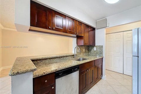 Copropriété à louer à Coral Springs, Floride: 2 chambres, 78.97 m2 № 2000097 - photo 24