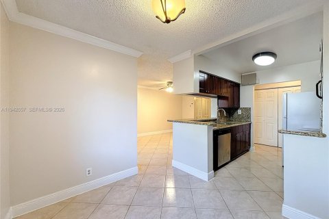 Copropriété à louer à Coral Springs, Floride: 2 chambres, 78.97 m2 № 2000097 - photo 21