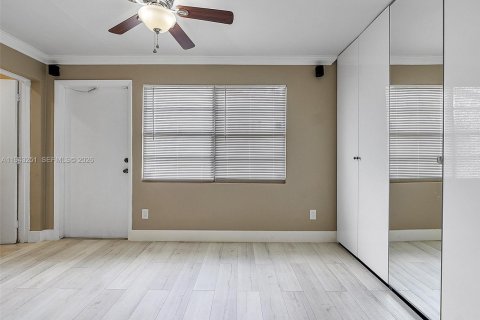 Villa ou maison à louer à Fort Lauderdale, Floride: 3 chambres, 80.82 m2 № 1999558 - photo 11