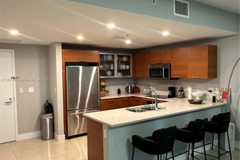 Copropriété à louer à Miami, Floride: 2 chambres, 114.36 m2 № 1891425 - photo 14