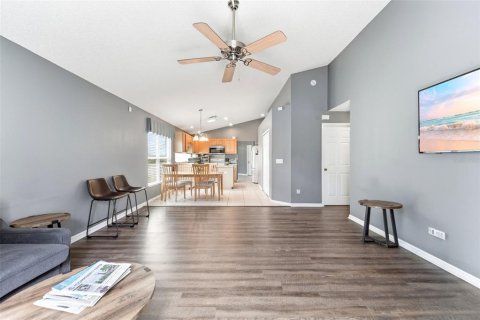 Villa ou maison à vendre à Orlando, Floride: 5 chambres, 184.32 m2 № 2225190 - photo 19