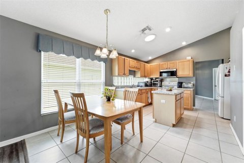 Villa ou maison à vendre à Orlando, Floride: 5 chambres, 184.32 m2 № 2225190 - photo 25