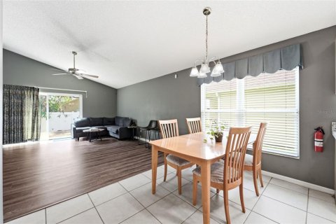 Villa ou maison à vendre à Orlando, Floride: 5 chambres, 184.32 m2 № 2225190 - photo 26
