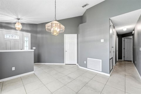 Villa ou maison à vendre à Orlando, Floride: 5 chambres, 184.32 m2 № 2225190 - photo 21