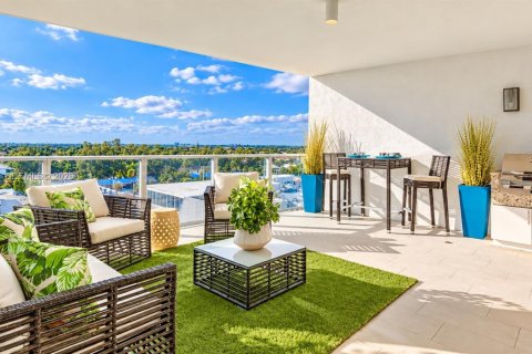 Condo in Fort Lauderdale, Florida, 2 bedrooms  № 2418107 - photo 7