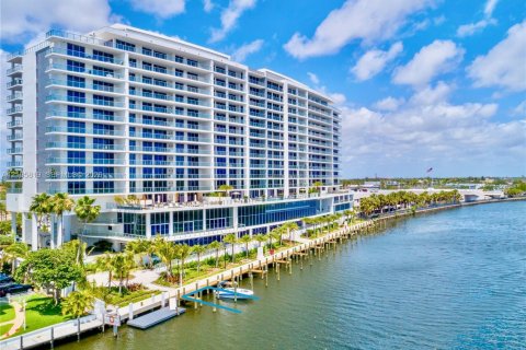 Condo in Fort Lauderdale, Florida, 2 bedrooms  № 2418107 - photo 27