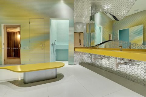 Copropriété à louer à Miami, Floride: 2 chambres, 100.71 m2 № 1971502 - photo 12