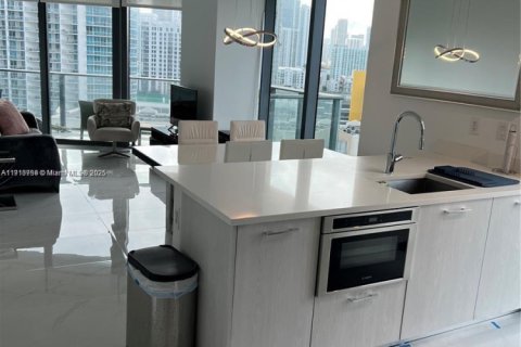 Copropriété à louer à Miami, Floride: 2 chambres, 100.71 m2 № 1971502 - photo 3