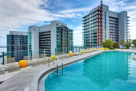 Copropriété à louer à Miami, Floride: 2 chambres, 100.71 m2 № 1971502 - photo 17
