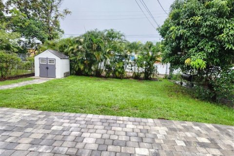 House in Delray Beach, Florida 4 bedrooms, 124.12 sq.m. № 1230260 - photo 1