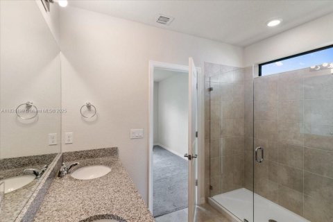 Купить виллу или дом в Окленд-Парк, Флорида 3 спальни, 153.01м2, № 1955832 - фото 19