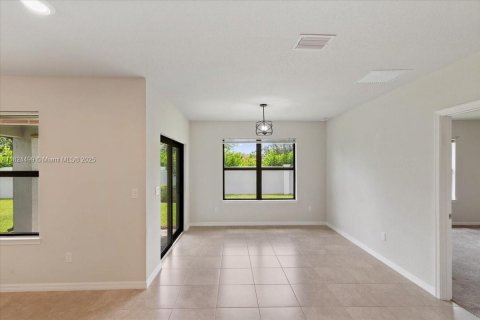 Купить виллу или дом в Окленд-Парк, Флорида 3 спальни, 153.01м2, № 1955832 - фото 26