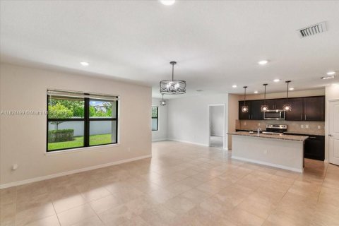 Купить виллу или дом в Окленд-Парк, Флорида 3 спальни, 153.01м2, № 1955832 - фото 9