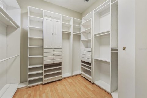Купить виллу или дом в Апопка, Флорида 9 комнат, 247.77м2, № 1761387 - фото 30
