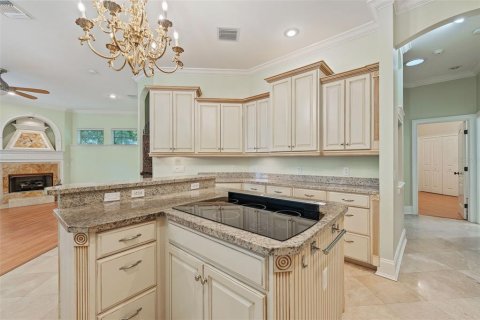 Купить виллу или дом в Апопка, Флорида 9 комнат, 247.77м2, № 1761387 - фото 19