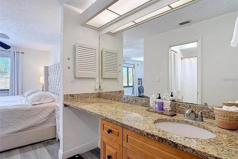 Townhouse in Tampa, Florida 3 bedrooms, 124.49 sq.m. № 2103839 - photo 7